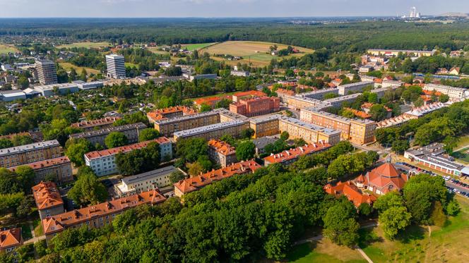 Osiedle A w Tychach i plac świętej Anny