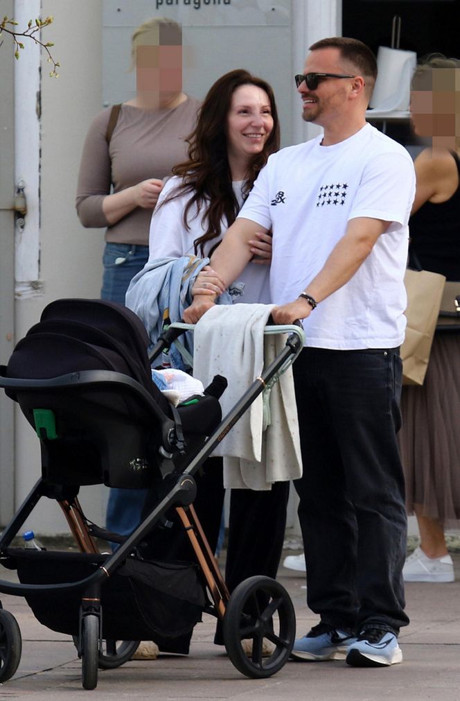 Marcin Hakiel z Dominiką i synkiem Romeo w Sopocie