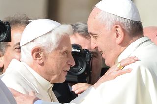 Nie żyje papież Franciszek. Kto zostanie następcą Ojca Świętego?  