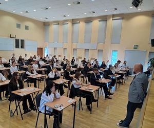 Matura 2024 z języka polskiego rozpoczęta! Jakie nastroje u maturzystów na Pomorzu? 