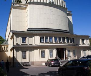 Kościół pw. Matki Bożej Nieustającej Pomocy przy ul. Alfreda Nobla 16 w Warszawie