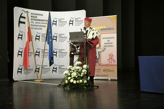 Inauguracja roku akademickiego dziecięcego uniwersytetu w ANS