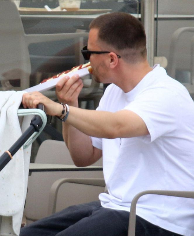 Marcin Hakiel z Dominiką i synkiem Romeo w Sopocie