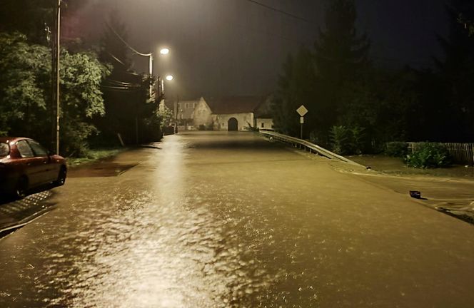 Zalana miejscowość Konradów koło Nysy