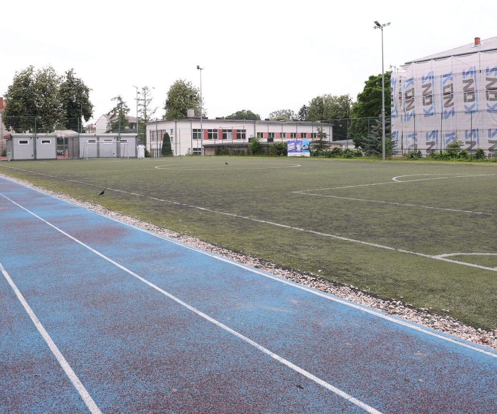 Modernizacja orlika przy ulicy Barnatowicza w Łomży