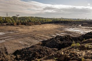 Rekultywacja hałdy w Rudzie Śląskiej. Mieszkańców czekają trudne miesiące z dymem i pyłem