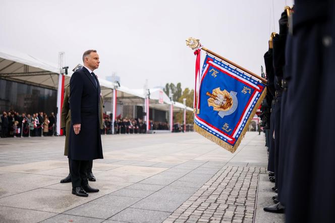 Rozpoczęły się uroczystości w 105. rocznicę odzyskania niepodległości przed Grobem Nieznanego Żołnierza