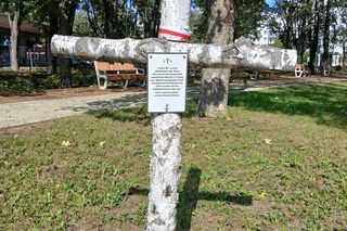 Skwer Gwary Warszawskiej pod koniec modernizacji