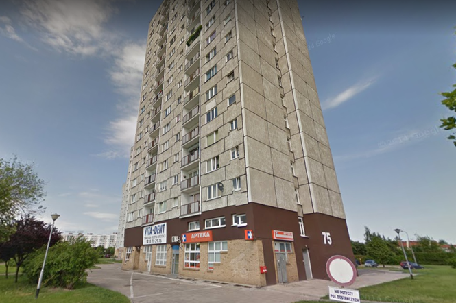 Poznań: 40-latek wypadł z okna na dziewiątym piętrze! Był bez szans