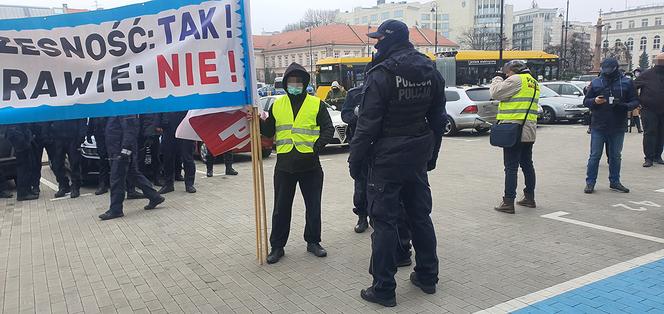 Protest taksówkarzy w Warszawie