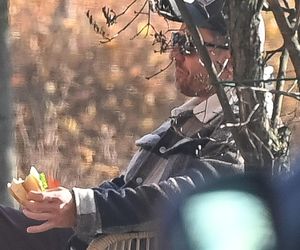 Agnieszka Kaczorowska siedzi i pachnie, a Rogacewicz wynosi śmieci i je kanapke poza autem... Fajna para?