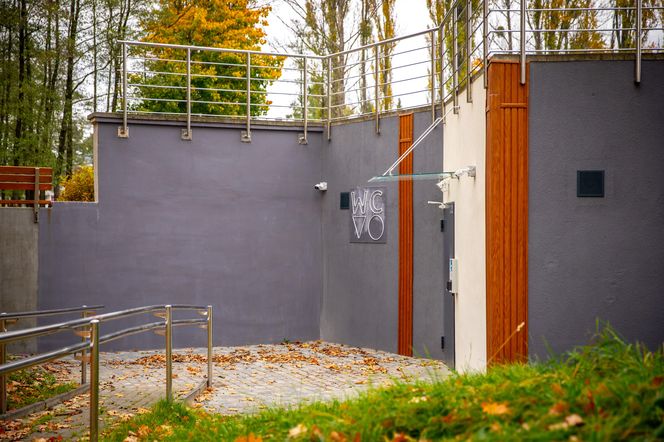 Co można mieć za 430 tys. zł? Niezłe mieszkanie. Mieszkańcy Tychów mają za to szalet