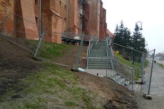 Schody do Muzeum Handlu WIślanego Flis w Grudziądzu