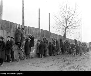 Zielone trybuny przy boisku Towarzystwa Sportowego Wisła Kraków, 1929 rok