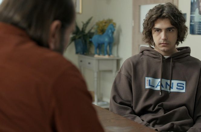 Barwy szczęścia, odcinek 3255. Borys (Jakub Wieczorek), Romeo (Jacek Tyszkiewicz)