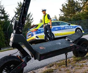 Groźny incydent z udziałem dzieci na hulajnogach. Policja: Hulajnoga elektryczna to nie zabawka