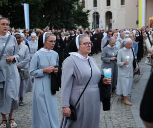 75 lat temu obraz Matki Boskiej w Lublinie zapłakał. Wierni uczcili rocznicę „Cudu lubelskiego” procesją różańcową