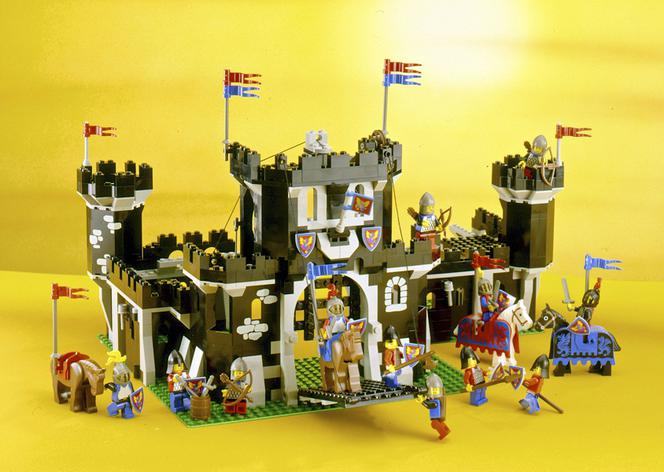 Historia LEGO