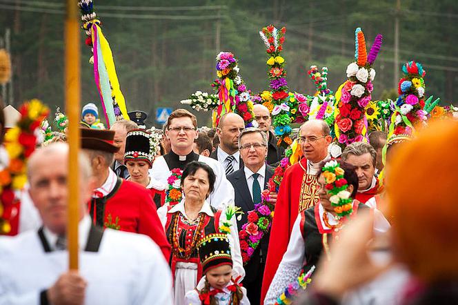 Prezydent Komorowski poświęcił palmę