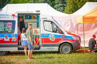 Interwencja w Pile: Co spowodowało zatrucie dzieci na obozie?