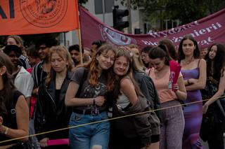   Kortowiada 2024. Parada Wydziałów przeszła ulicami miasta. Studenci tłumnie wzięli udział w imprezie [ZDJĘCIA]