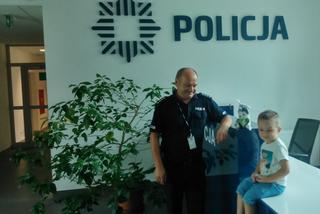 Komendant Powiatowy Policji w Łańcucie spełnił marzenie 3-letniego Antosia
