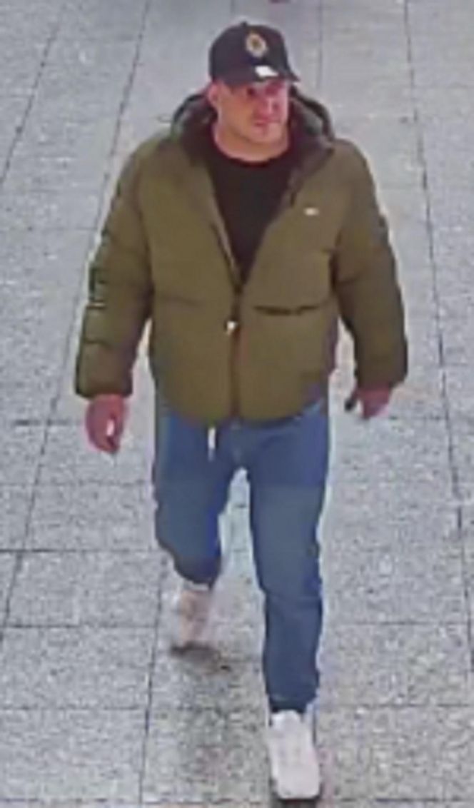Policja poszukuje sprawcy kradzieży rozbójniczej