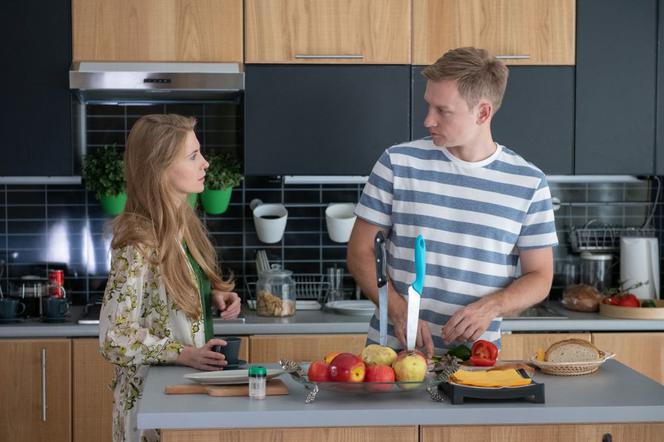 Na Wspólnej odcinek 2790, Elżbieta (Paulina Chapko), Igor (Jakub Wesołowski)