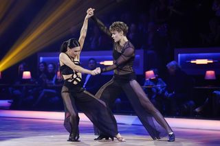 Zillmann wyjaśnia dlaczego doszło do pocałunku z Janją Lesar. Co na to jej ukochana?