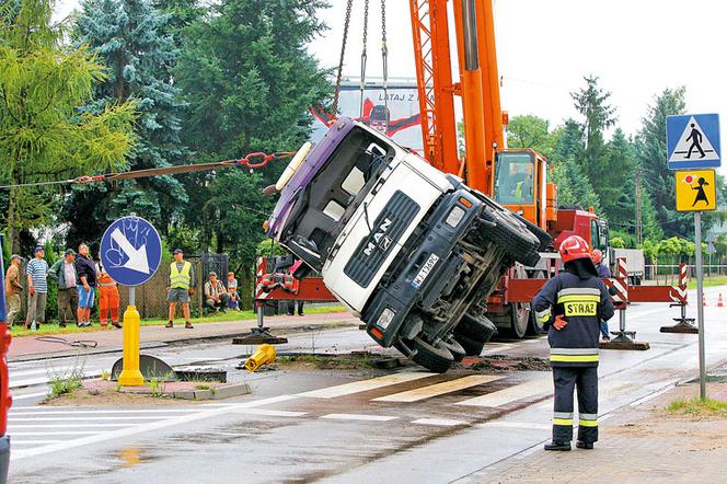 Betoniarka  zablokowała  Modlińską