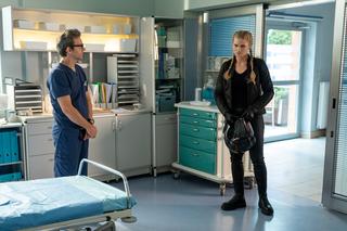 Na dobre i na złe, odc. 868: Amelia (Julia Turczynowicz), Artur Bart (Piotr Głowacki)