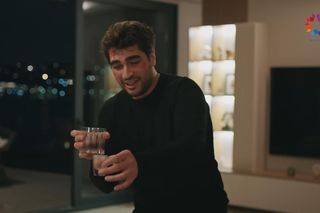 Złoty chłopak. Ferit całuje siostrę Seyran – widzowie nie mogą w to uwierzyć!