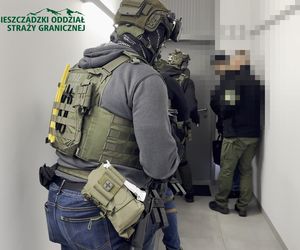 Straż Graniczna rozbiła grupę przestępczą, która legalizowała pobyt cudzoziemców. W sprawę zamieszana jest uczelnia z Podkarpacia 