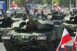 Defilada wojskowa 15 sierpnia 2025 w Warszawie. Gdzie i o której godzinie? Program wydarzenia 