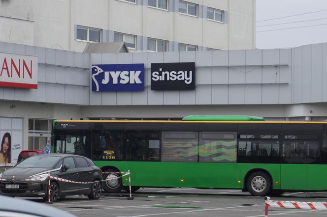 Katarzynki 2024 - wystawa autobusów przy Galerii Panorama