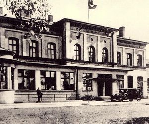 Dworce kolejowe na Warmii i Mazurach na starych zdjęciach. Tak wyglądały dawniej