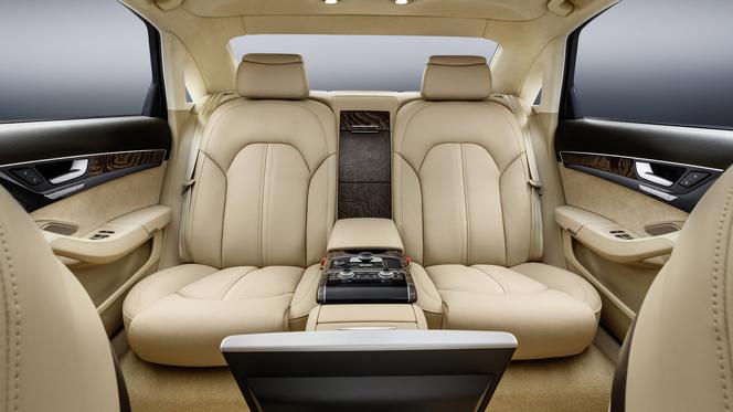 Audi A8 L extended