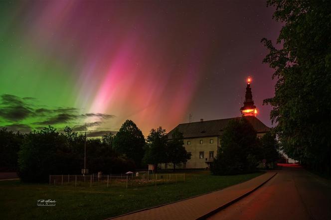 Niesamowity spektakl na niebie. Zorza Polarna Świętokrzyskie 10.05