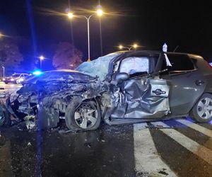 Sześć osób poszkodowanych w wypadku na Wisłostradzie. Wśród nich dzieci