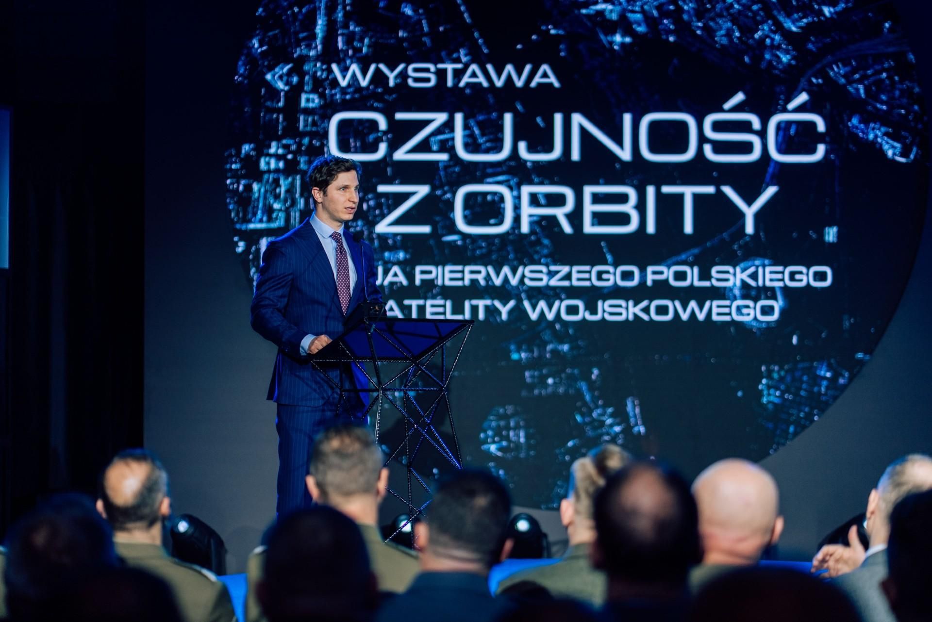 „Czujność z orbity”: Polska otwiera oczy w kosmosie. Odkryj tajemnice obserwacji Ziemi w Muzeum Wojska Polskiego