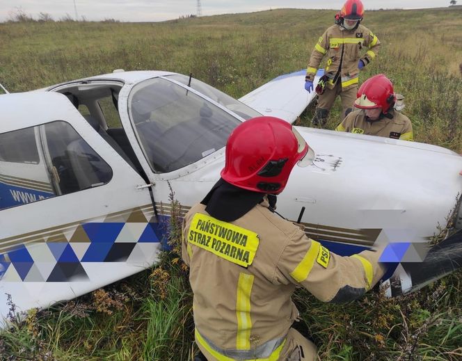 Awaria silnika w awionetce. Dwie osoby na pokładzie, chwile grozy w powietrzu!