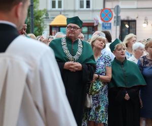 76. rocznica Cudu Lubelskiego. Procesja różańcowa w centrum Lublina