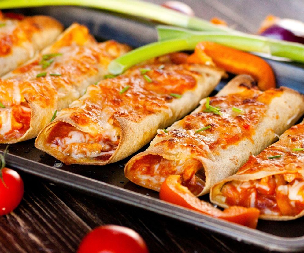 naleśniki z pieczarkami, cukinią i gorgonzolą