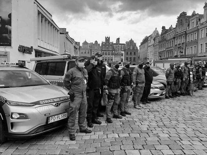 Tak policjanci z Poznania oddali hołd asp. Michałowi Kędzierskiemu. Wzruszające wideo i zdjęcia