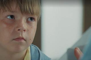 M jak miłość odc. 1752. Marcin (Mikołaj Roznerski), Szymek (Staś Szczypiński)	