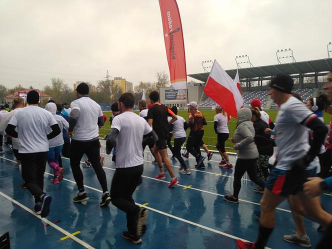 Pobiegli dla niepodległej. W biegu wystratowało ponad 300 osób