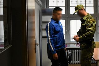 Kolejni Ukraińcy deportowani. W tle broń i alkohol