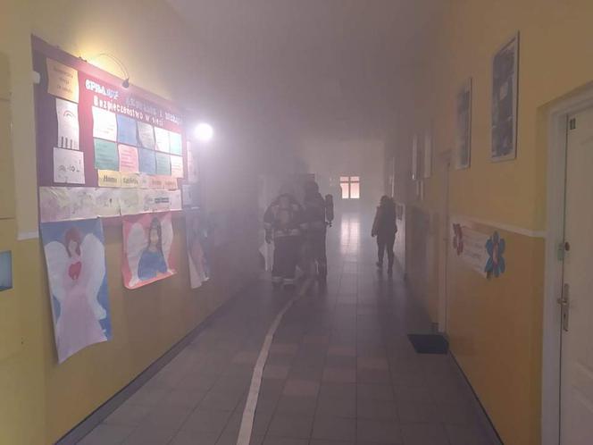 Dym i ewakuacje w szkołach powiatu iławskiego