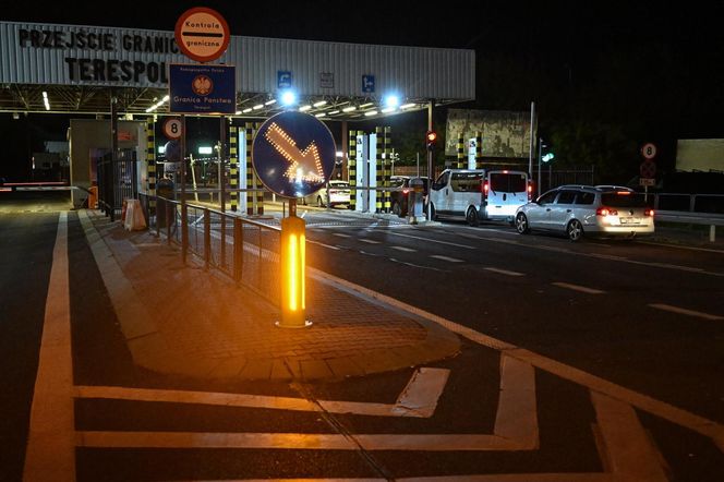 Granica z Białorusią częściowo otwarta. 270 tirów w kolejce pod Koroszczynem