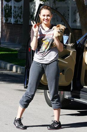 Miley Cyrus w koszulce Iron Maiden